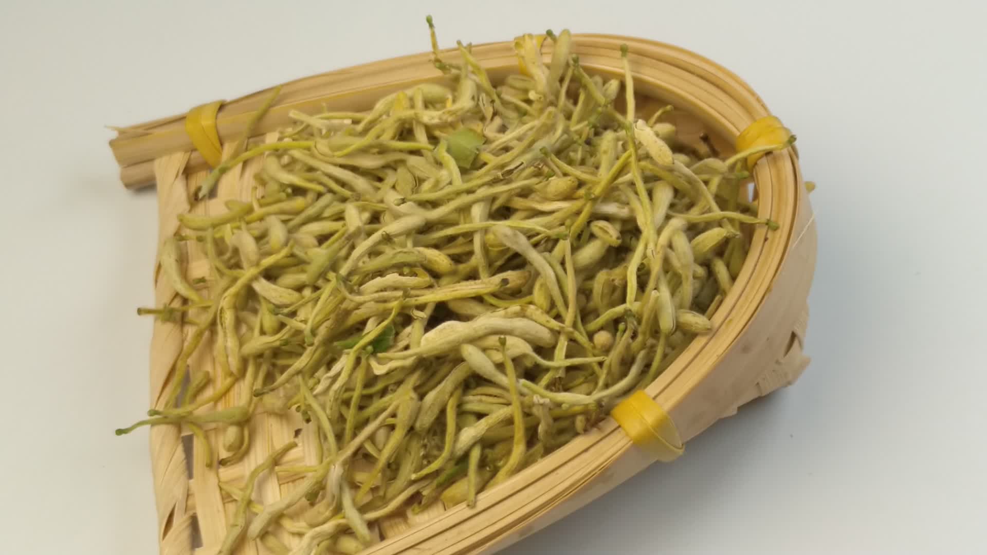 中药材植物金银花花茶视频的预览图