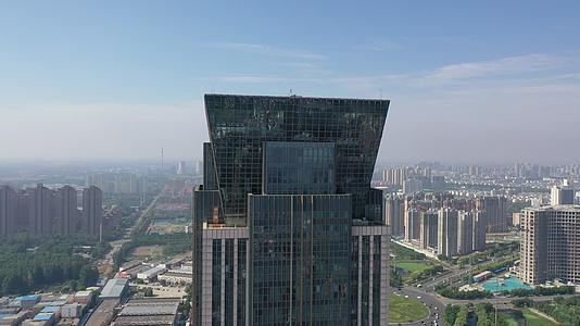 4k航拍许昌中原国际饭店视频的预览图