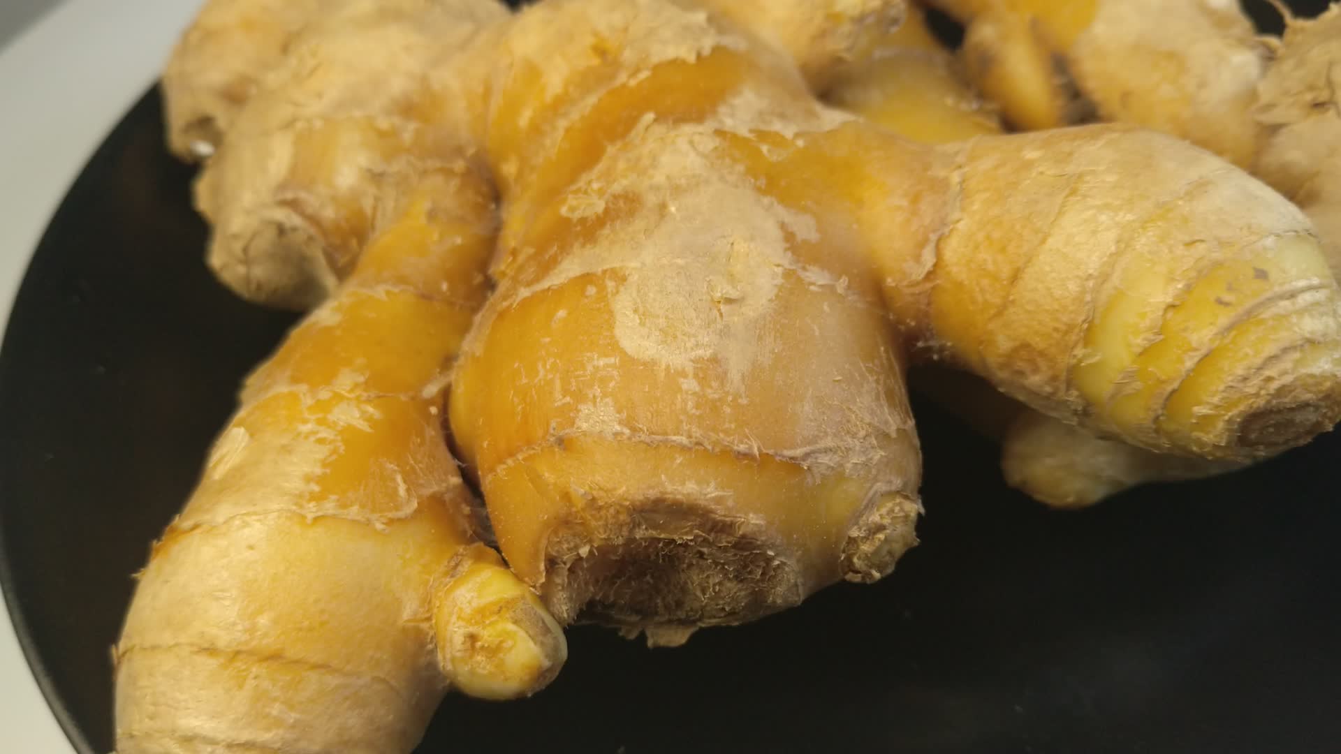 洗姜食物食材调味品视频的预览图
