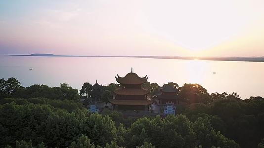 岳阳洞庭湖旅游景区风光航拍视频的预览图