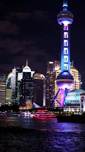 上海陆家嘴摩天大楼建筑城市风光夜景视频的预览图