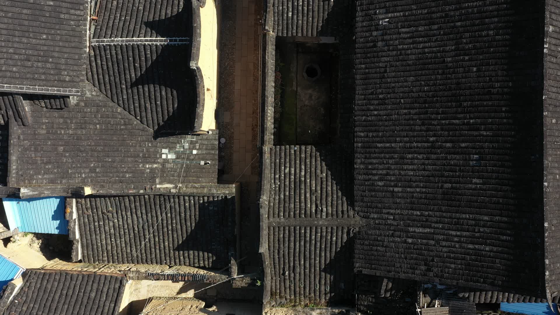 南方古厝老房子屋顶视频的预览图