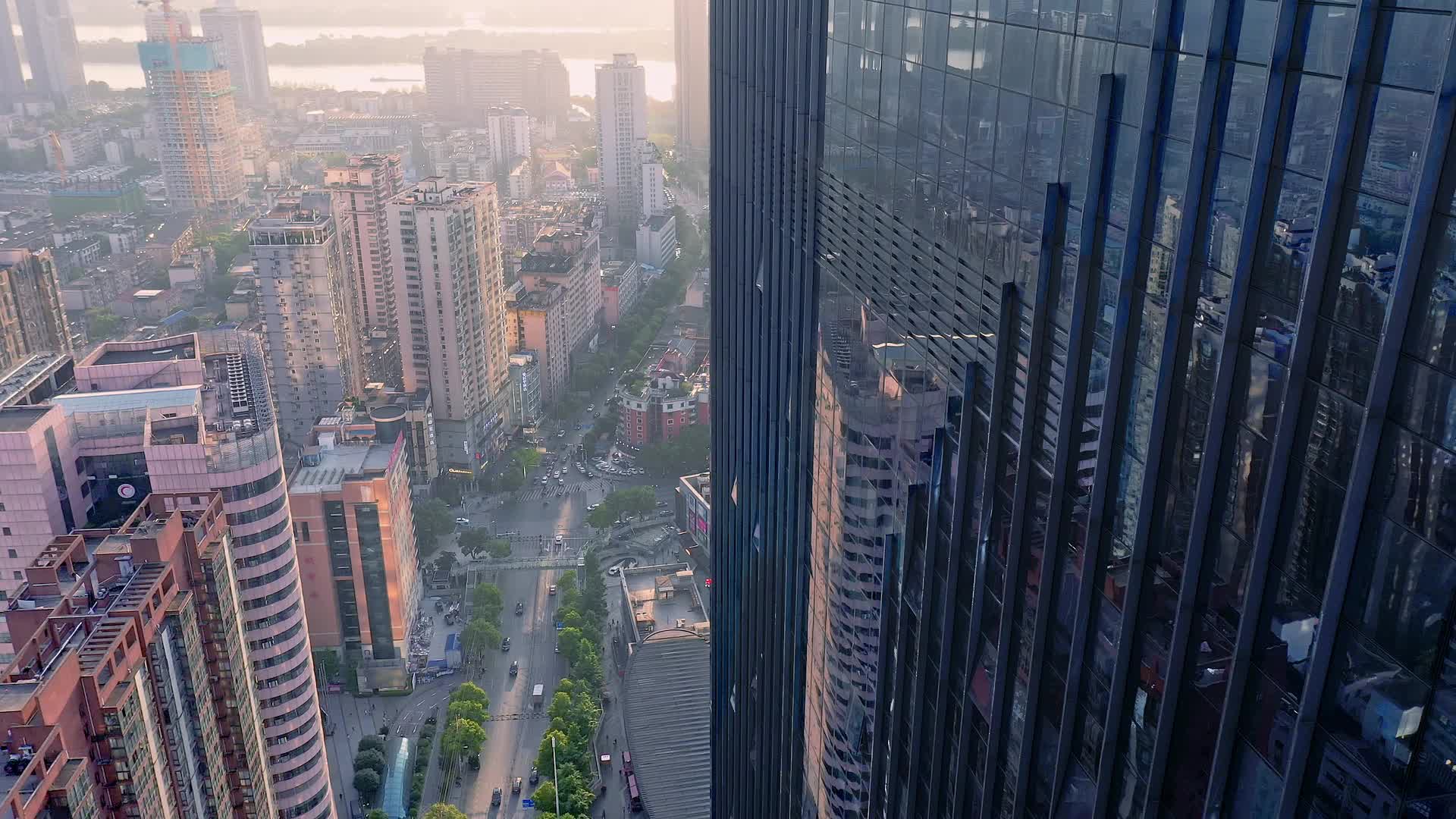 长沙开福区城市航拍视频视频的预览图