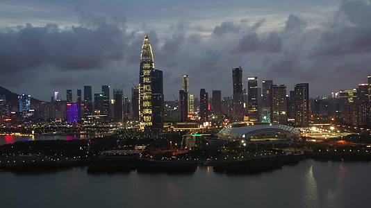 深圳湾夜景航拍延时视频的预览图