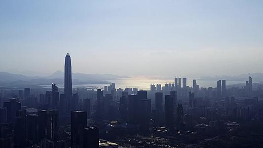 深圳市民中心平安大厦航拍日落视频的预览图