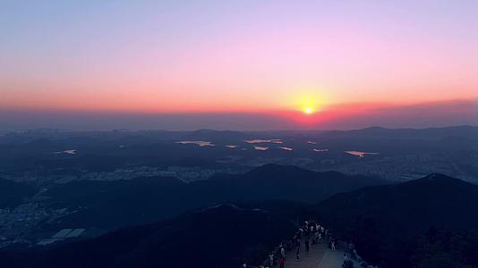深圳羊台山顶自然风光日落晚霞视频的预览图