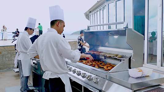 小梅沙旅游度假村厨师烧烤视频的预览图