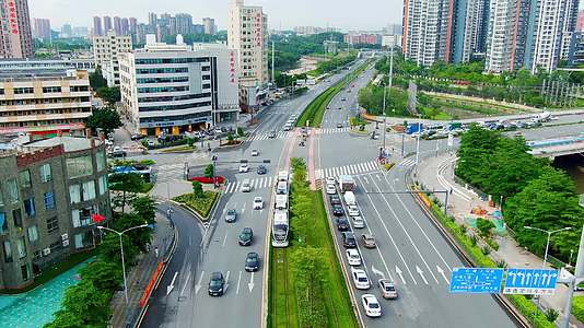 深圳观澜城市轻轨交通视频的预览图
