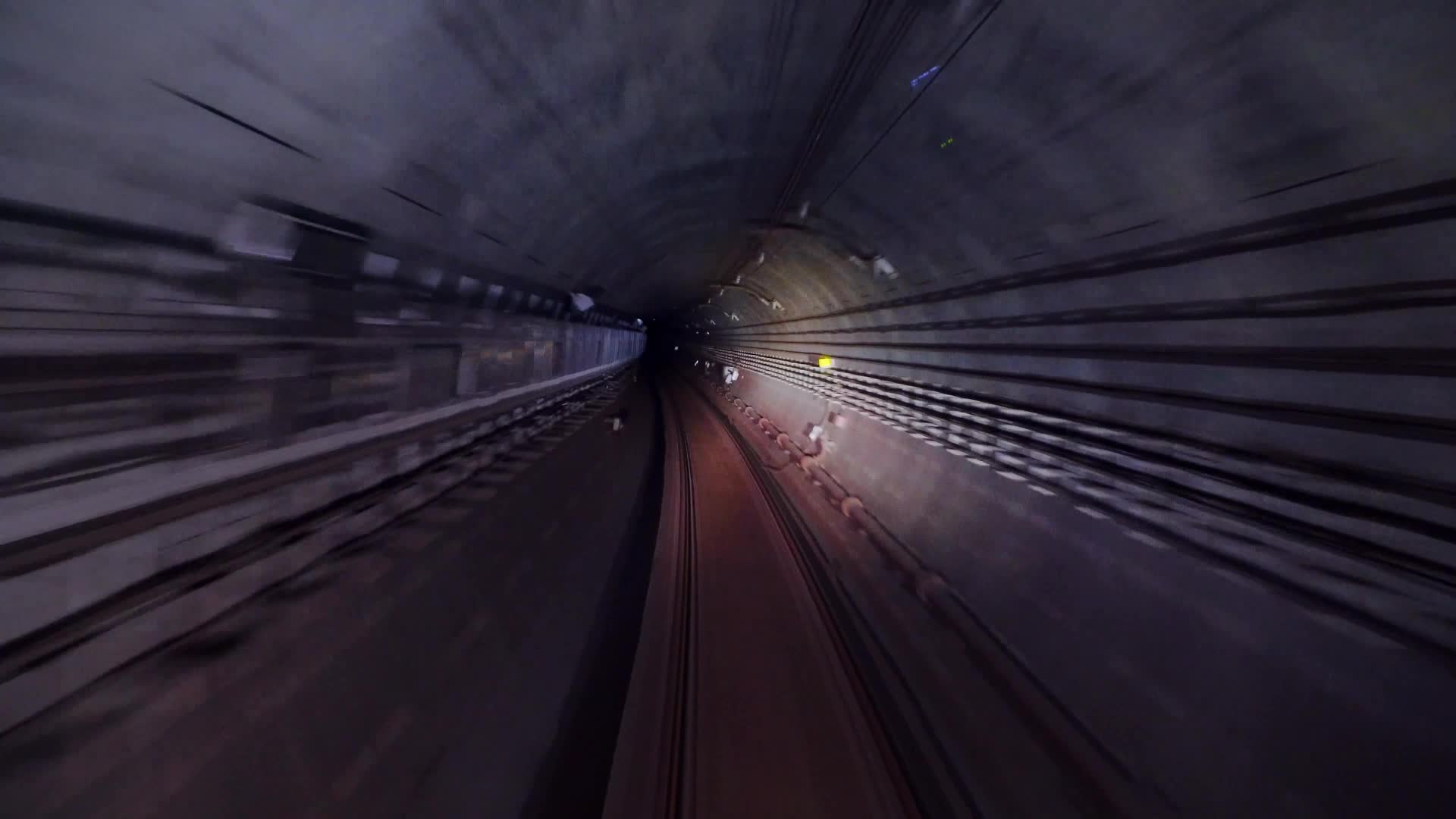 深圳城市地铁线路实拍视频视频的预览图