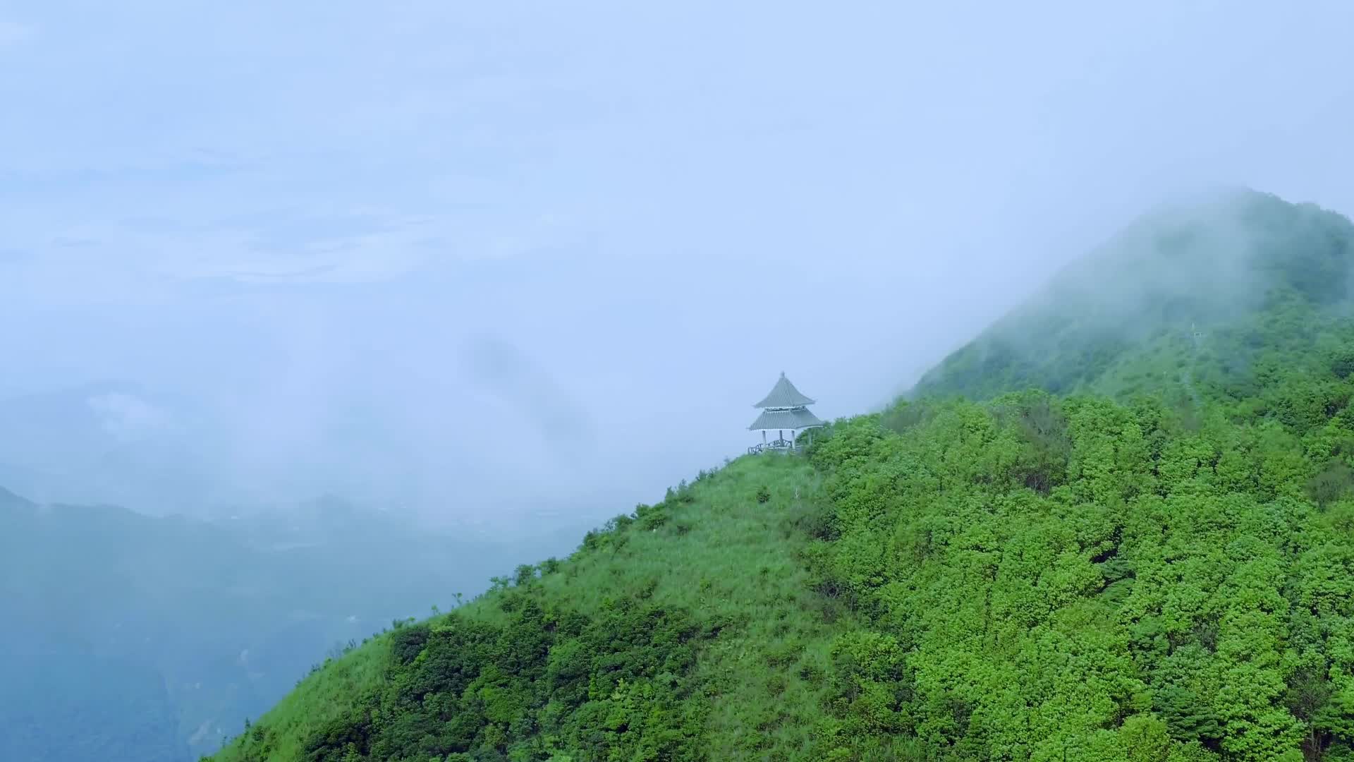 深圳梧桐山自然风光航拍视频的预览图