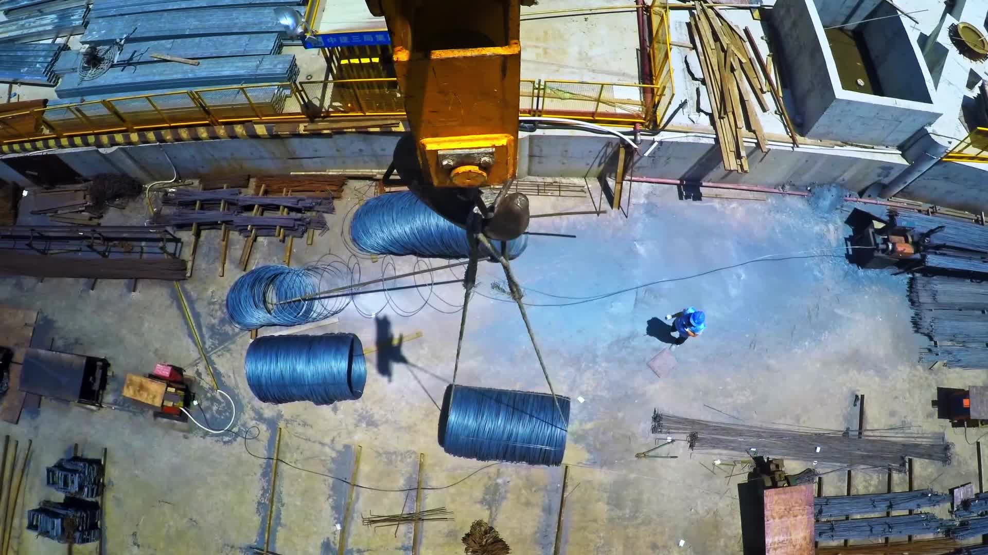 城市施工建设钢精水泥第一视角视频的预览图