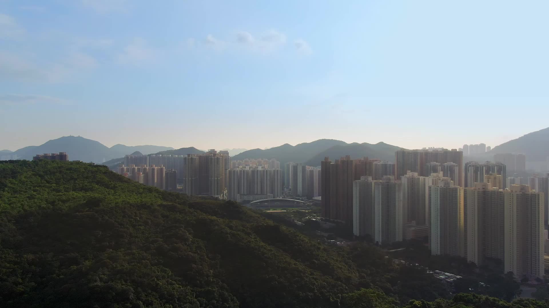 香港沿海城市风光航拍视频的预览图