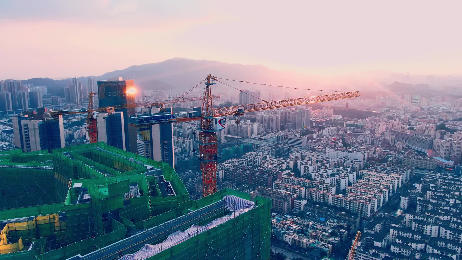 深圳龙华区壹城中心城市建设施工视频的预览图