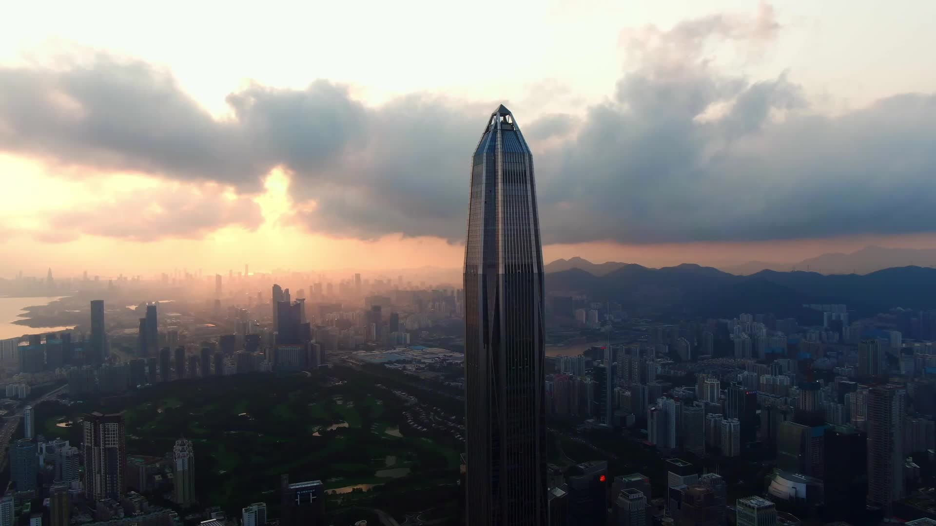 深圳市民中心中轴线航拍实拍视频视频的预览图