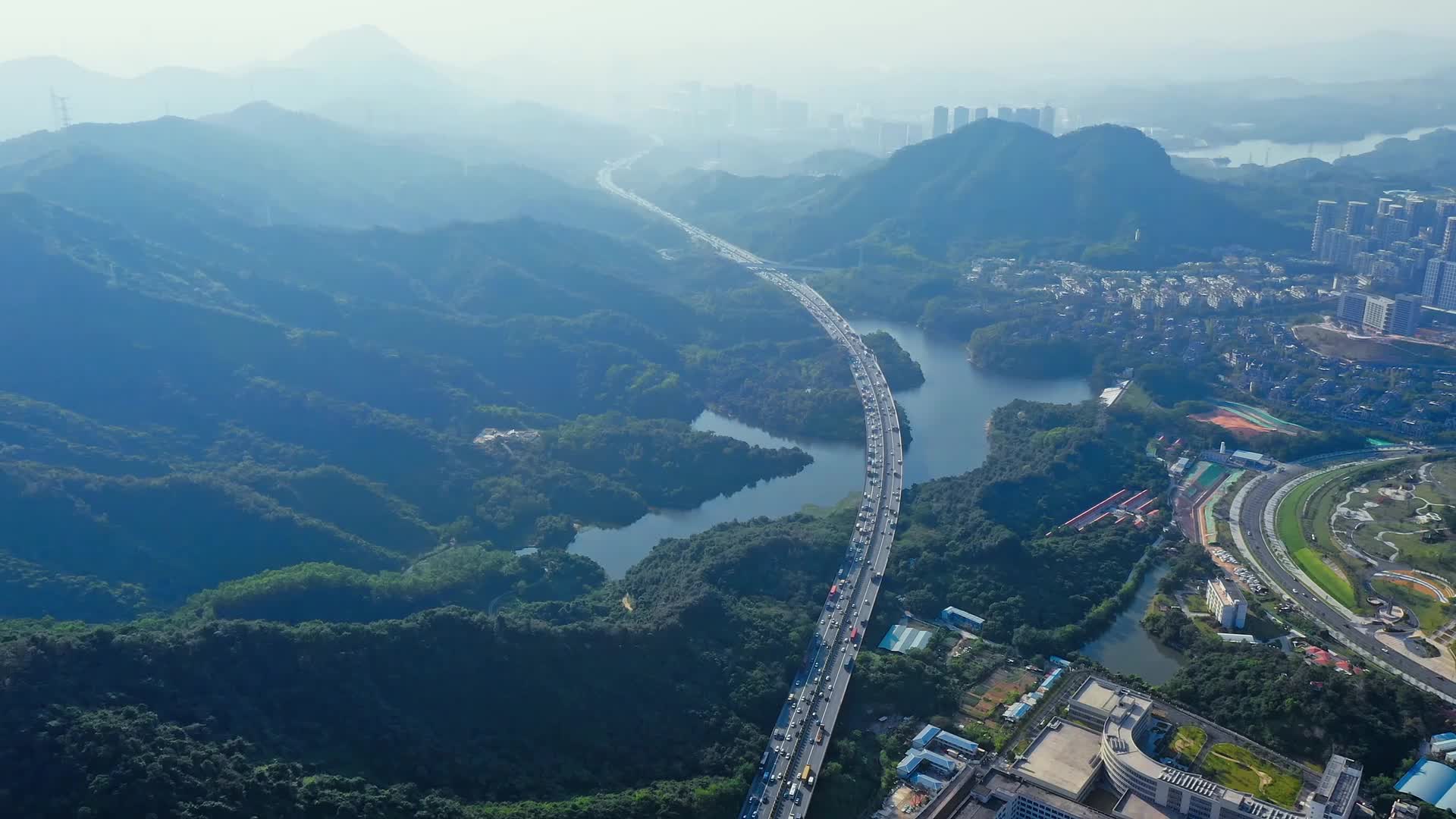 深圳龙华梅林关立交桥视频的预览图