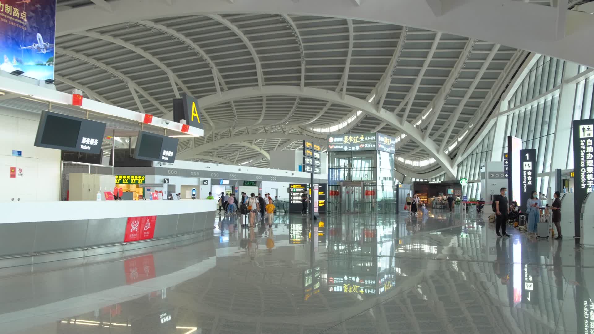 桂林国际两江机场T2航站楼内部环境实拍视频的预览图