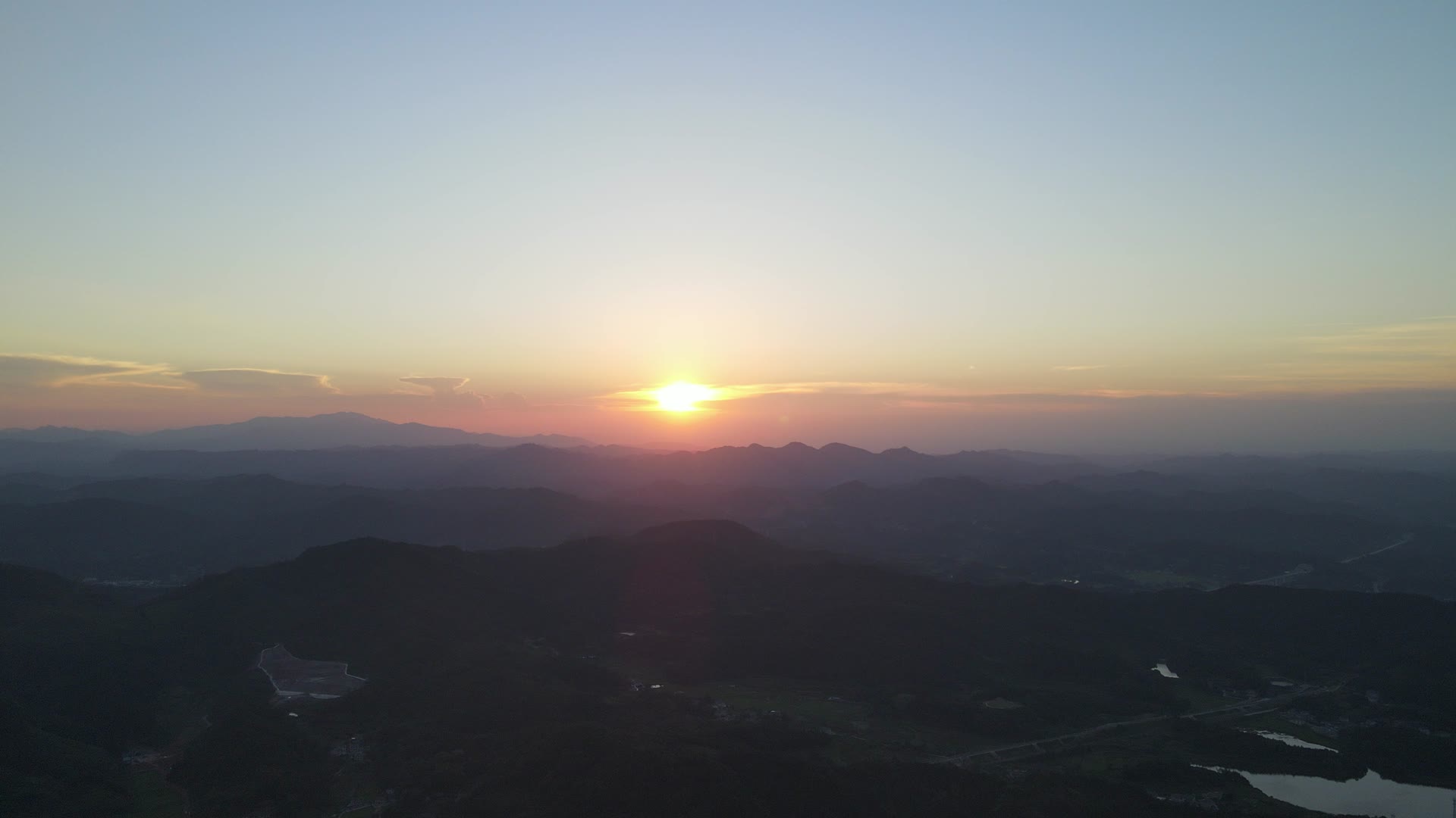 日落大自然山川森林视频的预览图