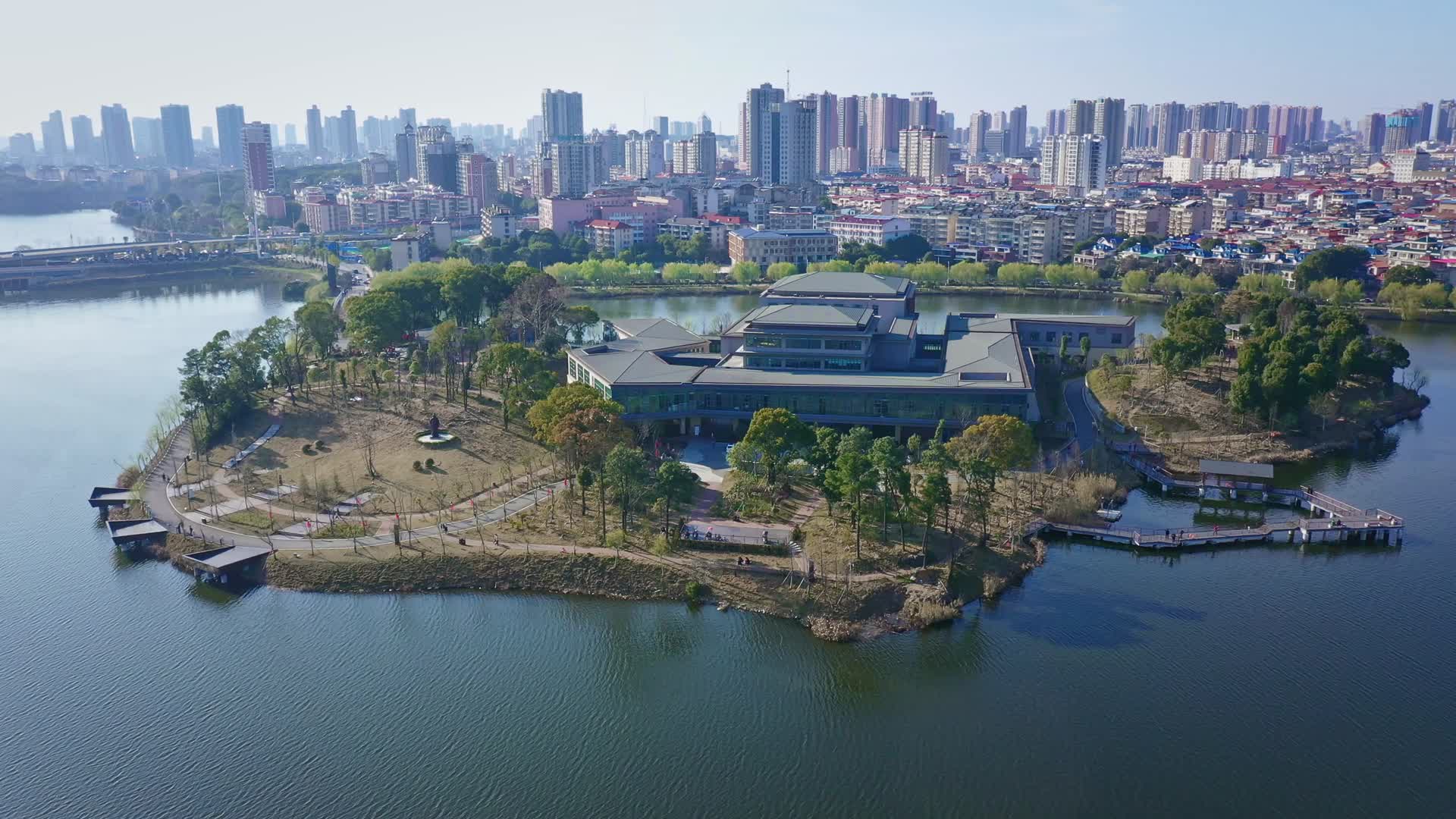 岳阳市读书馆视频的预览图