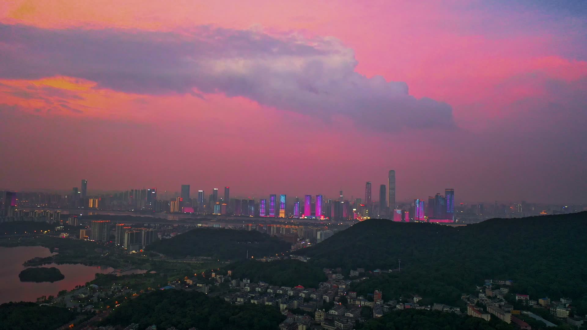 长沙城市全景日落晚霞视频的预览图