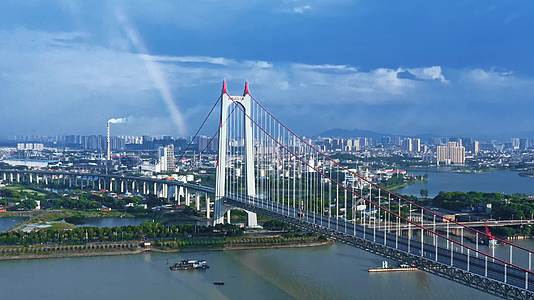 岳阳城市风光洞庭湖大桥视频的预览图