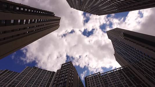 写字楼城市建设摩天大楼视频的预览图