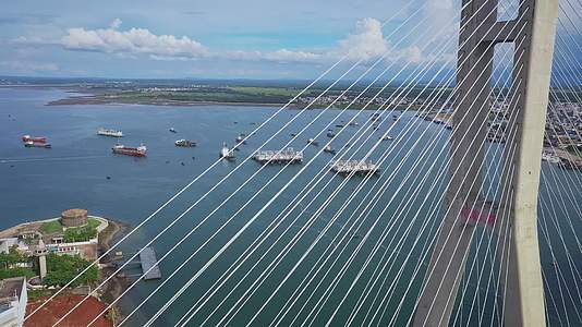 海南澄迈桥梁自然风光航拍视频的预览图