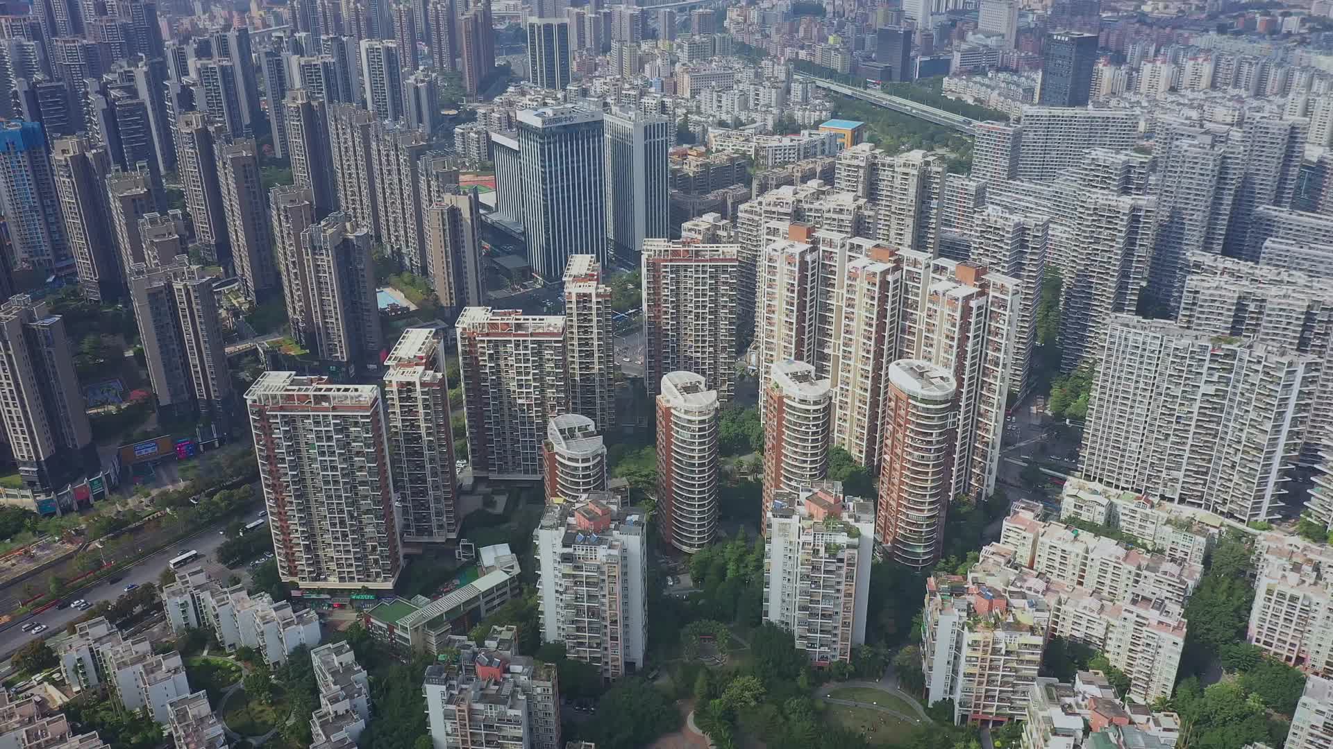 深圳龙华区城市风光航拍视频视频的预览图