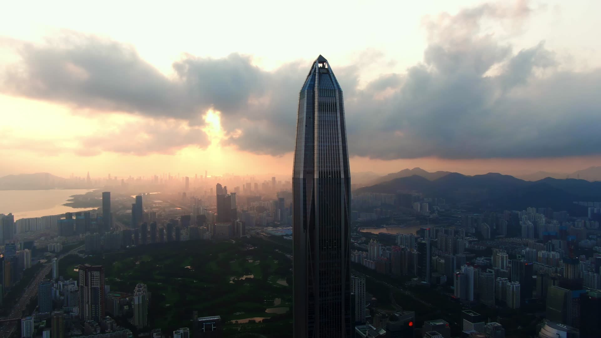 深圳城市地标深圳市民中心航拍视频的预览图