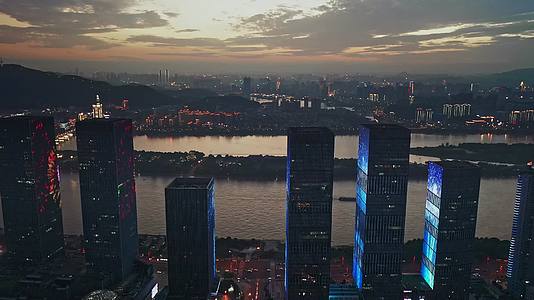 长沙万达广场沿江风光视频的预览图