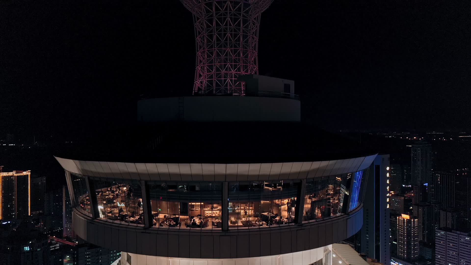 深圳城市夜景国贸旋转餐厅航拍视频视频的预览图