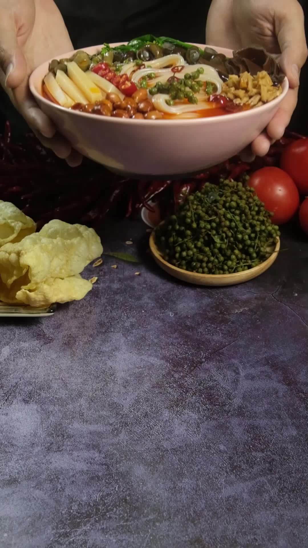 麻辣螺蛳粉视频的预览图