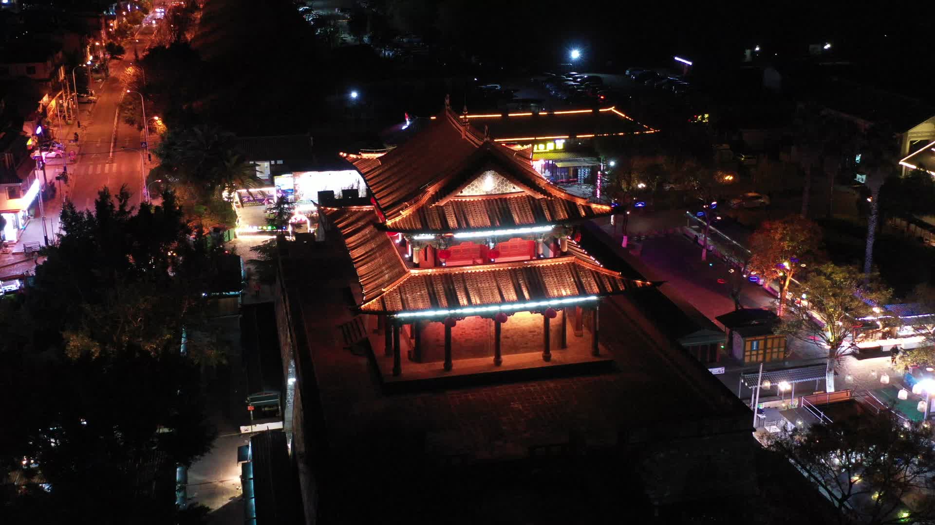 大理洱海门著名景点航拍夜景视频的预览图