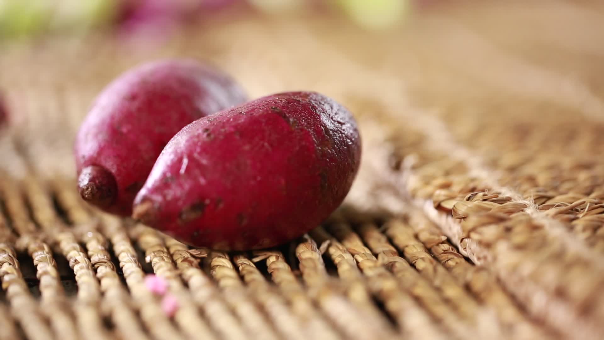 粗粮蔬菜紫薯视频的预览图