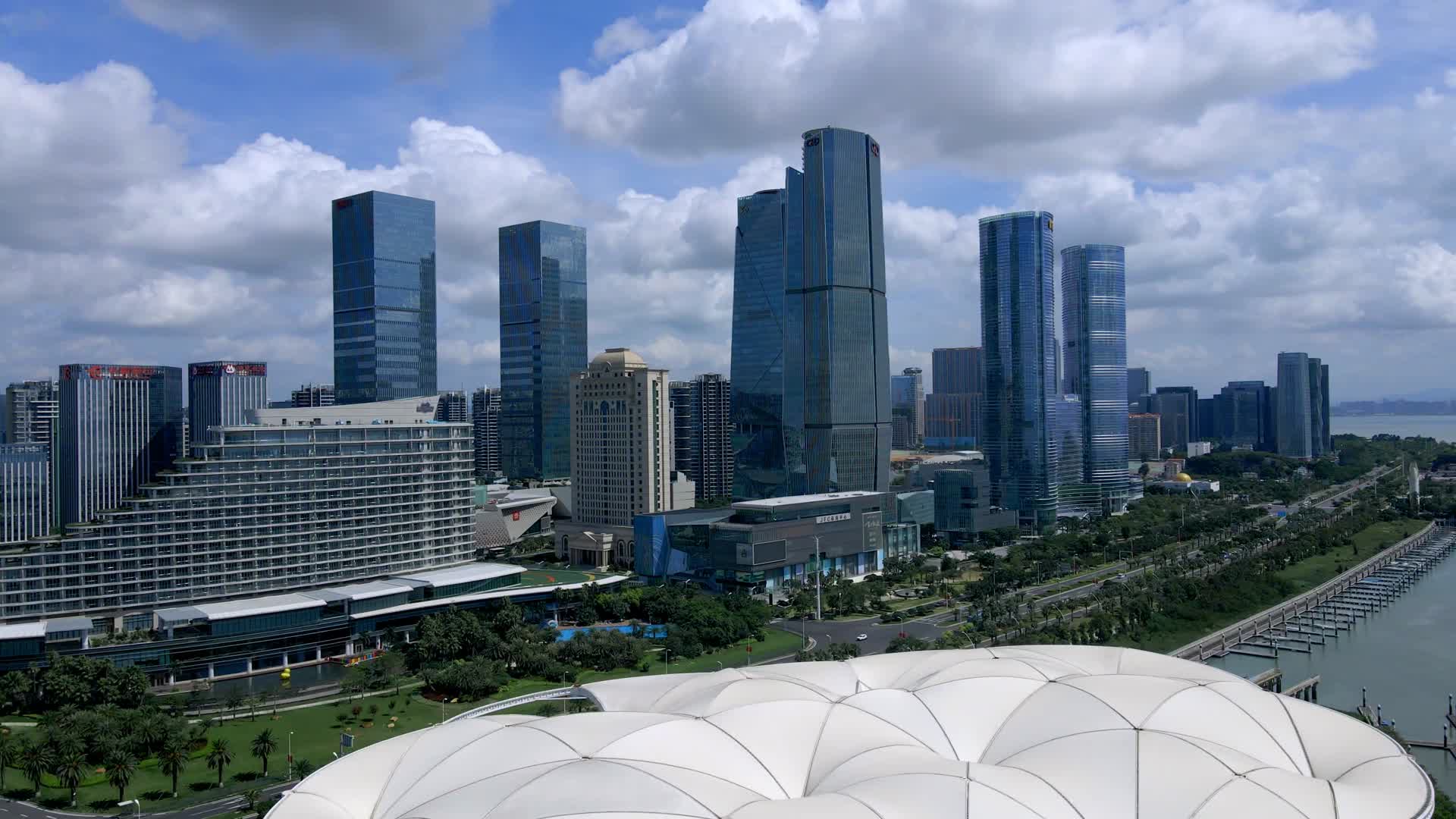 福建厦门思明区会展中心商务区城市建筑风光4K航拍视频视频的预览图
