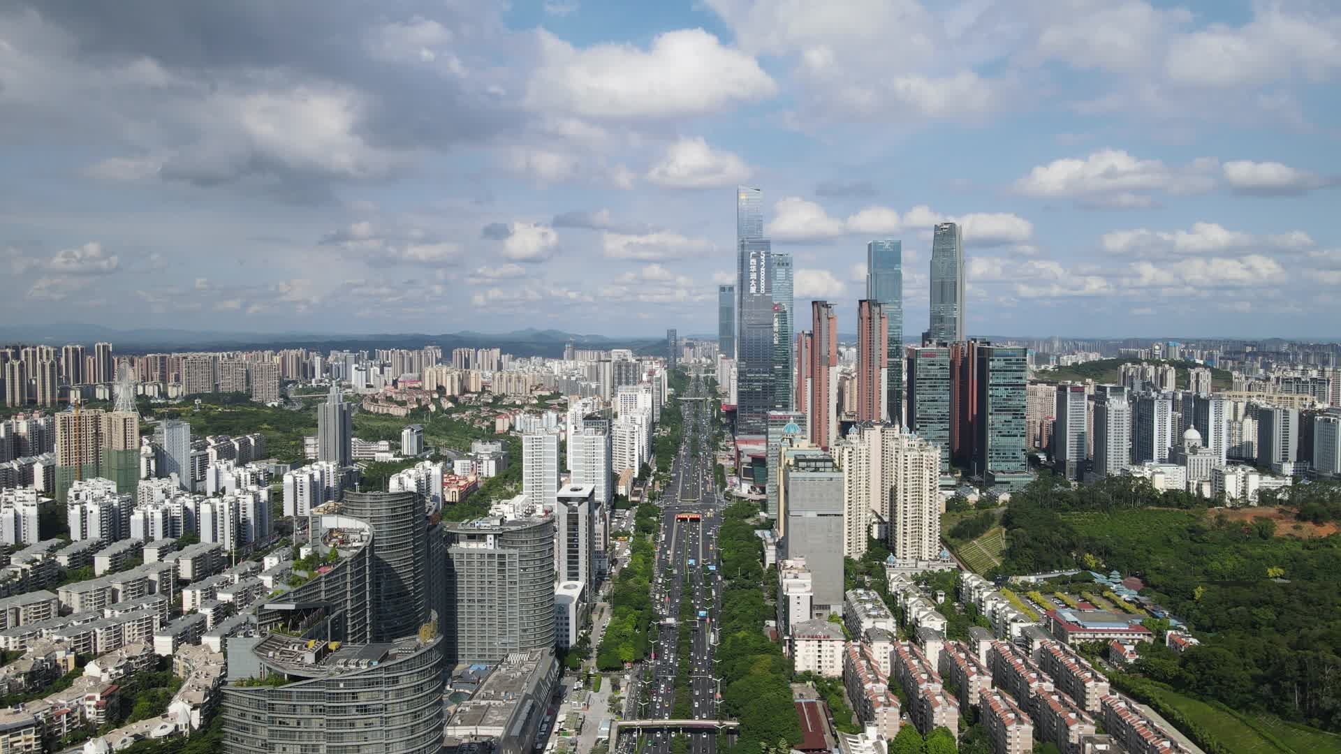 航拍广西南宁东盟商务区CBD高楼视频的预览图