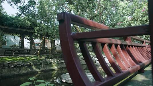 4K江南园林古镇庭院视频的预览图