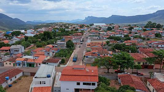 巴西国外小镇人文航拍视频视频的预览图