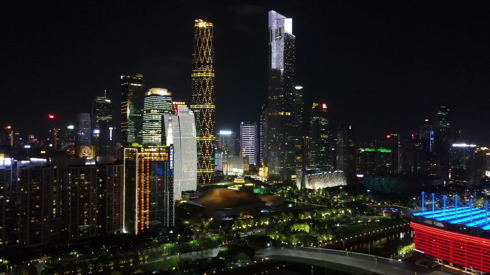 广州夜景珠江新城CBD珠江一侧航拍视频的预览图
