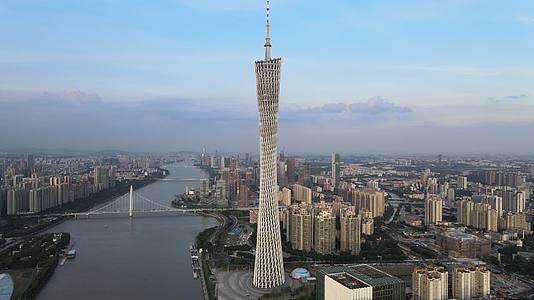 广州塔航拍航拍广州城市地标建筑视频的预览图