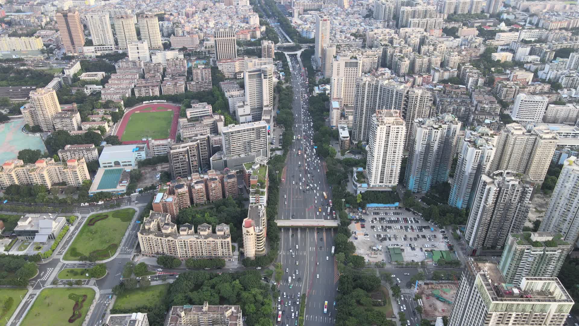 广州城市交通航拍视频的预览图