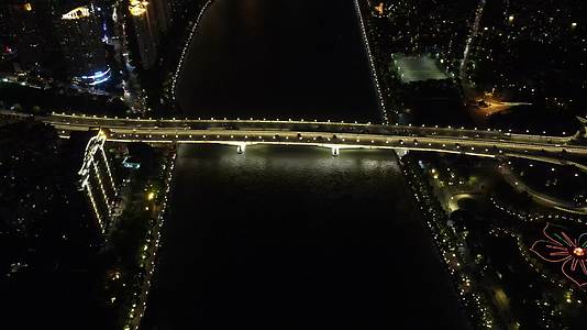 广州大桥城市夜景交通航拍视频的预览图