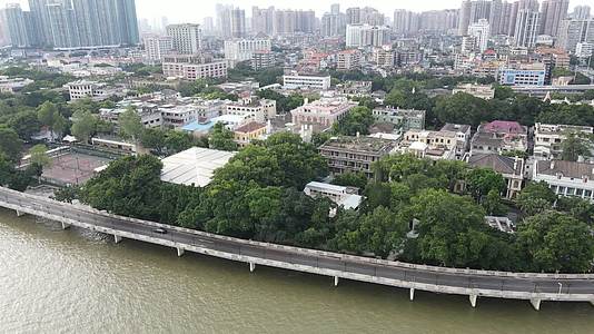 广州沙面公园法式建筑群航拍视频的预览图