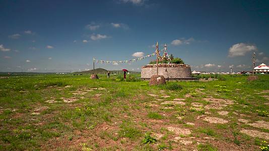 内蒙古九曲湾景区草原祭祀敖包5k航拍视频视频的预览图