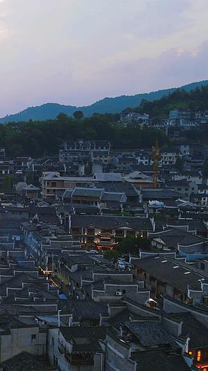 湖南湘西凤凰古城4A景区夜幕降临4K航拍视频视频的预览图
