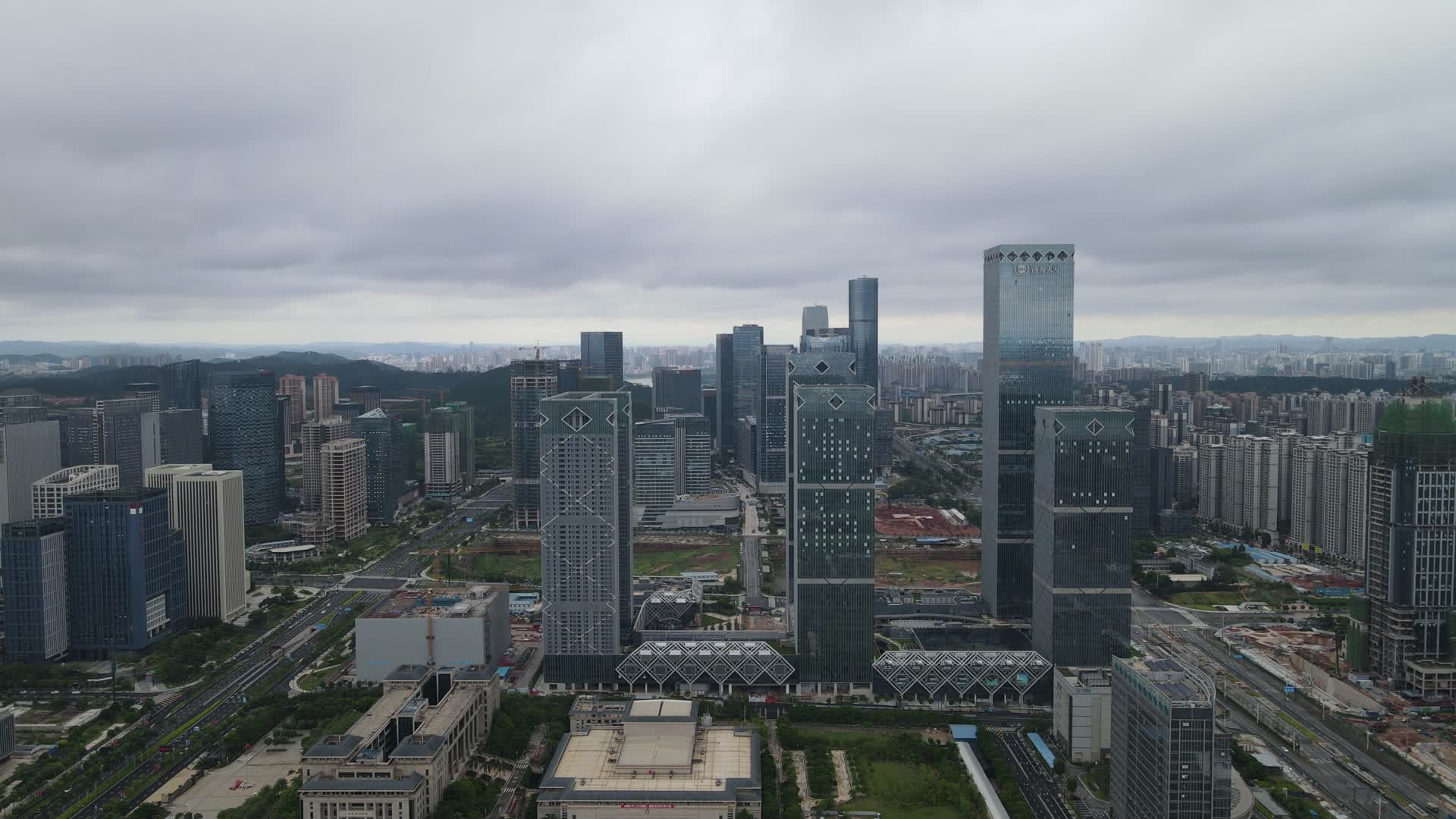 广西南宁五象新区总部基地航拍视频的预览图