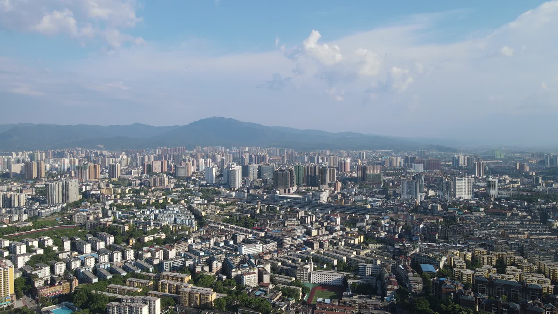 航拍湖南湘西山城全景视频的预览图