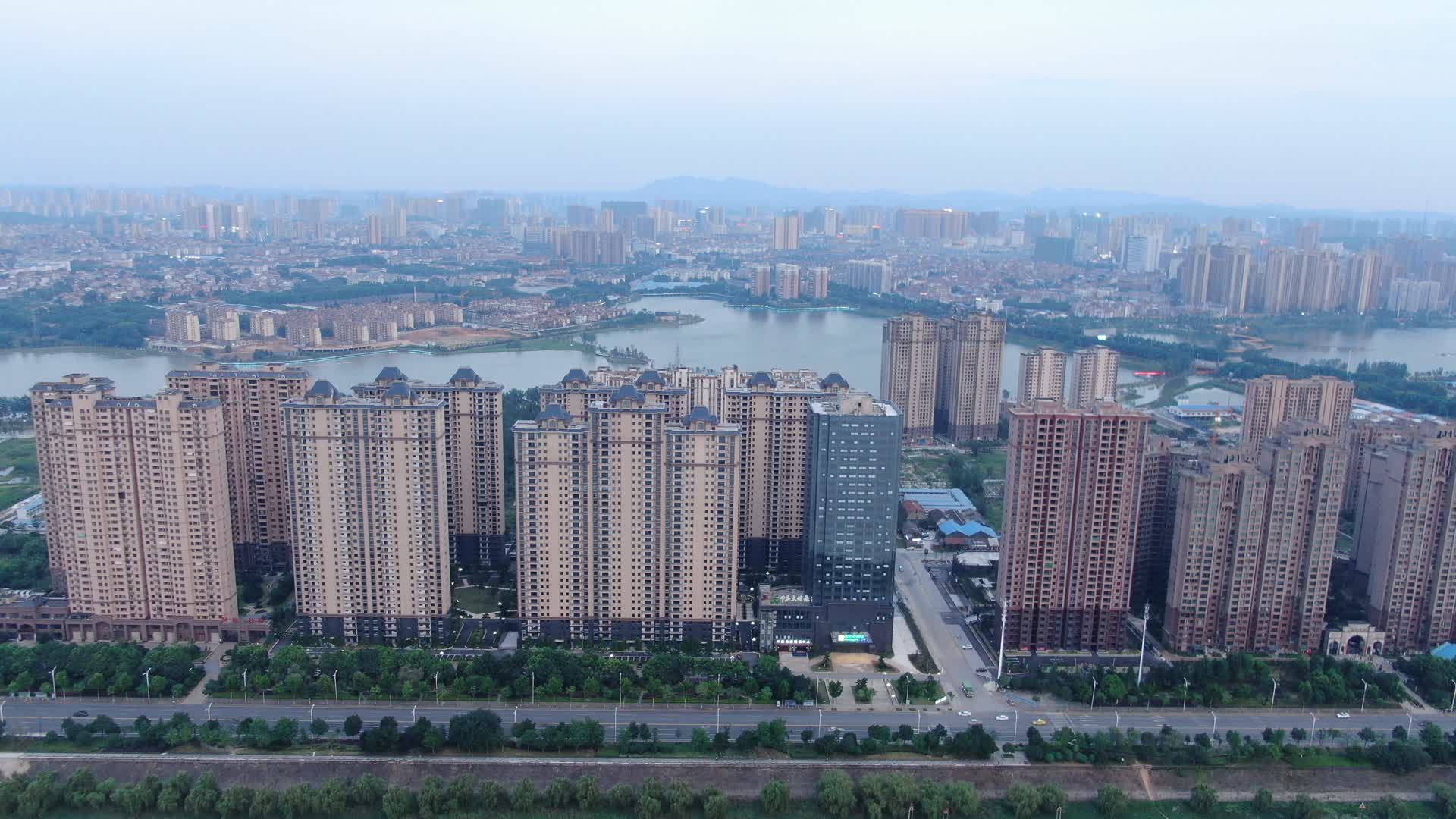 湖南岳阳城市高楼航拍视频视频的预览图