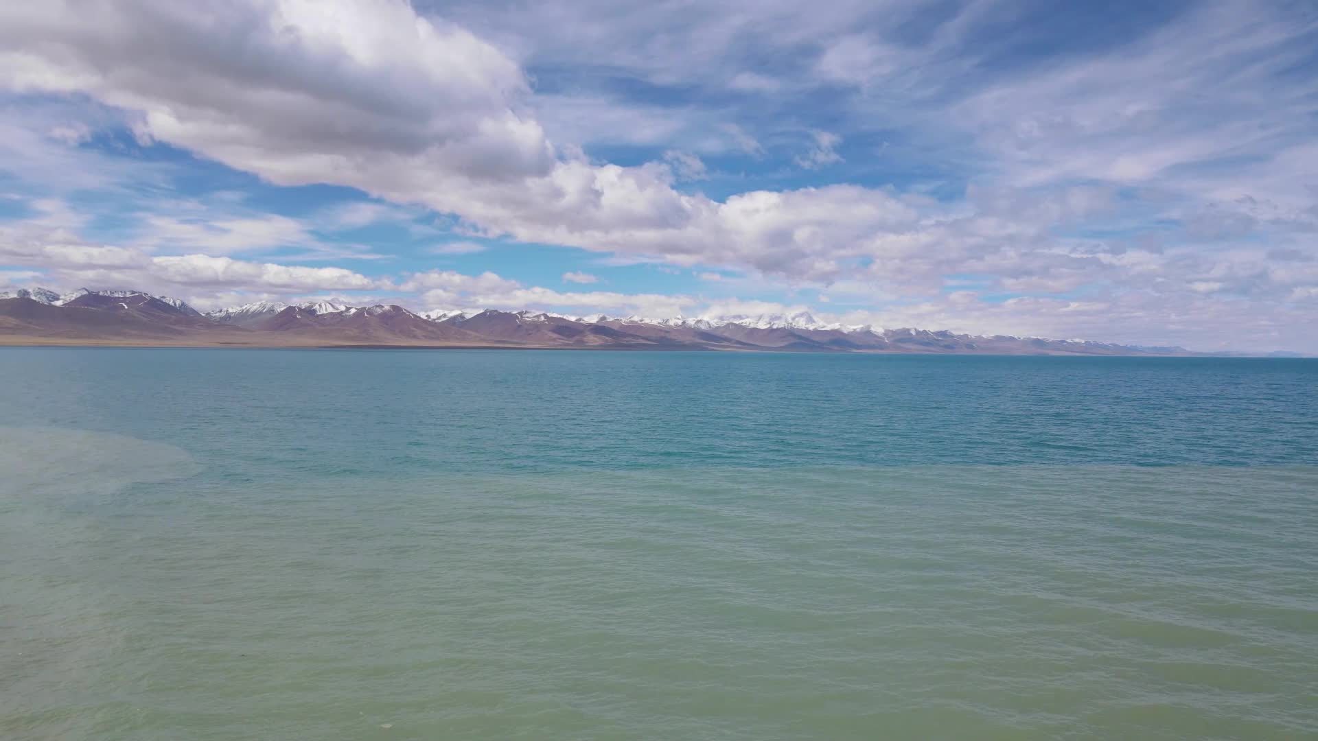 西藏纳木错湖航拍视频的预览图