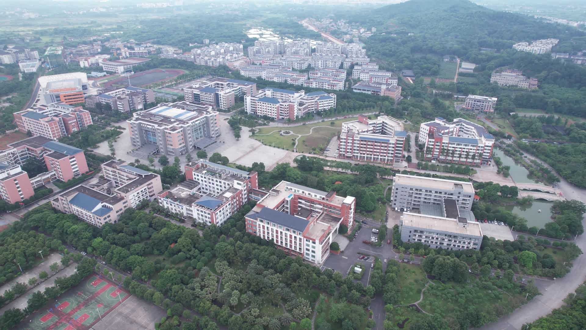 桂林理工大学雁山校区视频的预览图