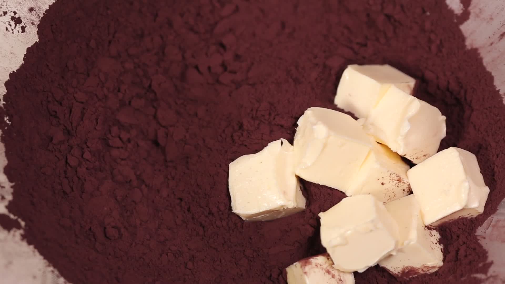 蛋糕甜品巧克力粉可可粉咖啡粉视频的预览图